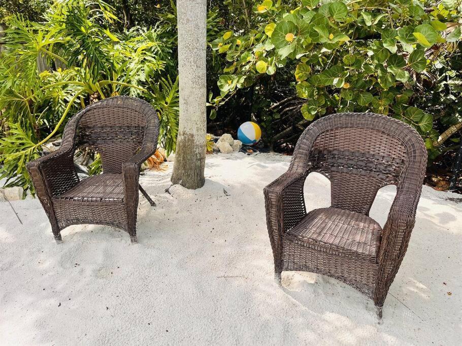 Beach, Sand, Firepit And Pool Clearwater Beach Exterior photo